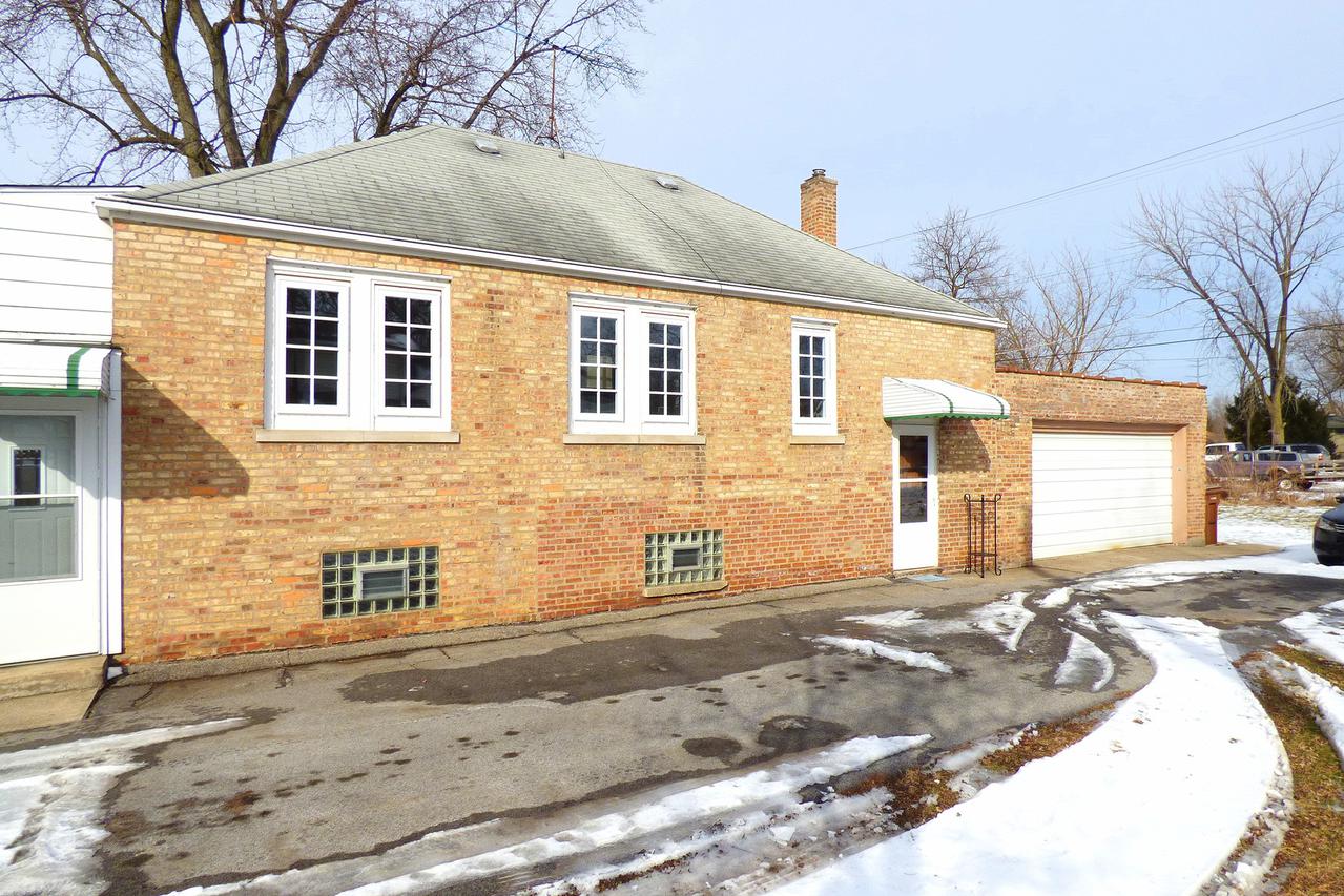 112 Mound St., Willow Springs, IL 60480
