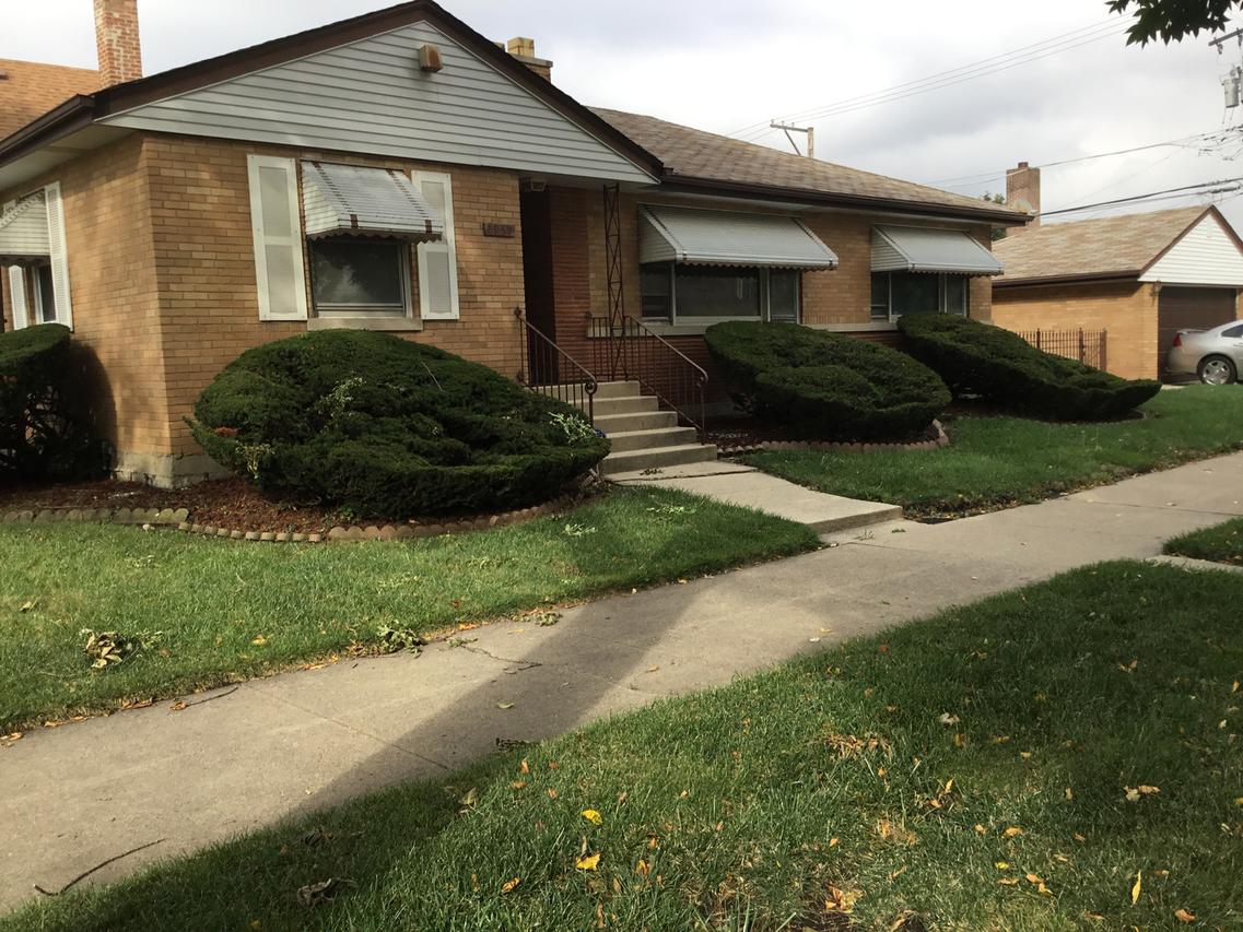 7959 S Artesian Ave., Chicago, IL 60652