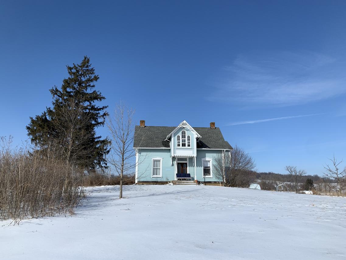 6889 S Blackjack Rd., Hanover, IL 61041