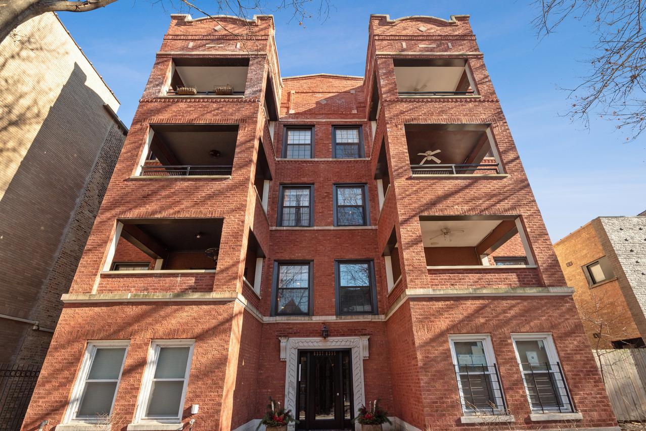 6335 N Magnolia Ave. #2S, Chicago, IL 60660