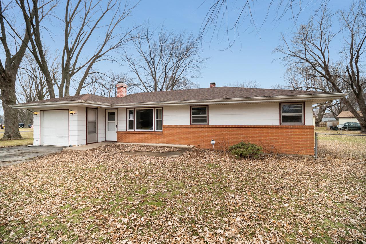 1620 Hackberry Ln., Machesney Park, IL 61115
