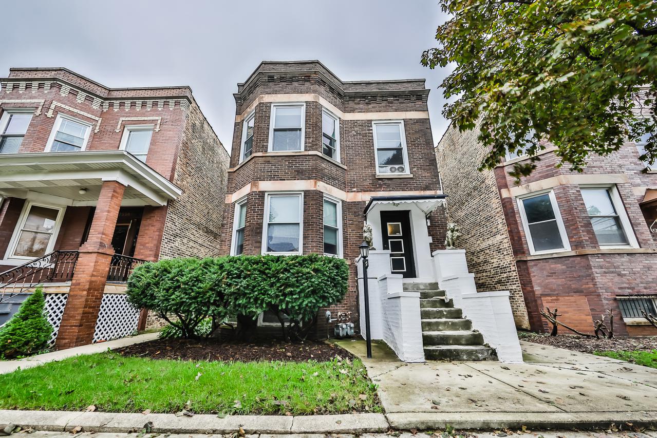 2338 N Harding Ave., Chicago, IL 60647