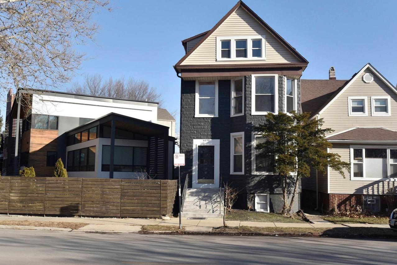 6039 N Ridge Ave., Chicago, IL 60660