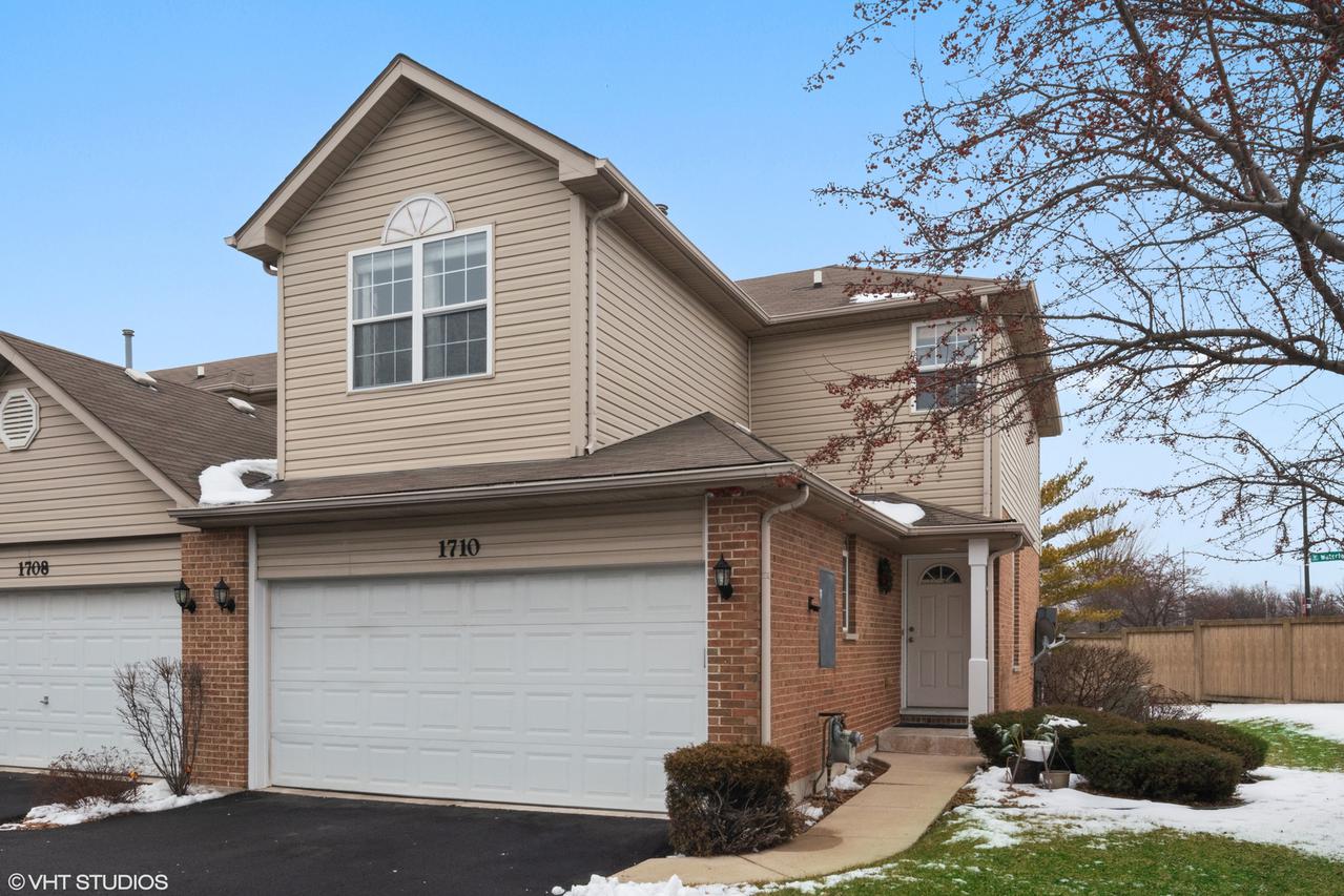 1710 Windward Ave., Naperville, IL 60563
