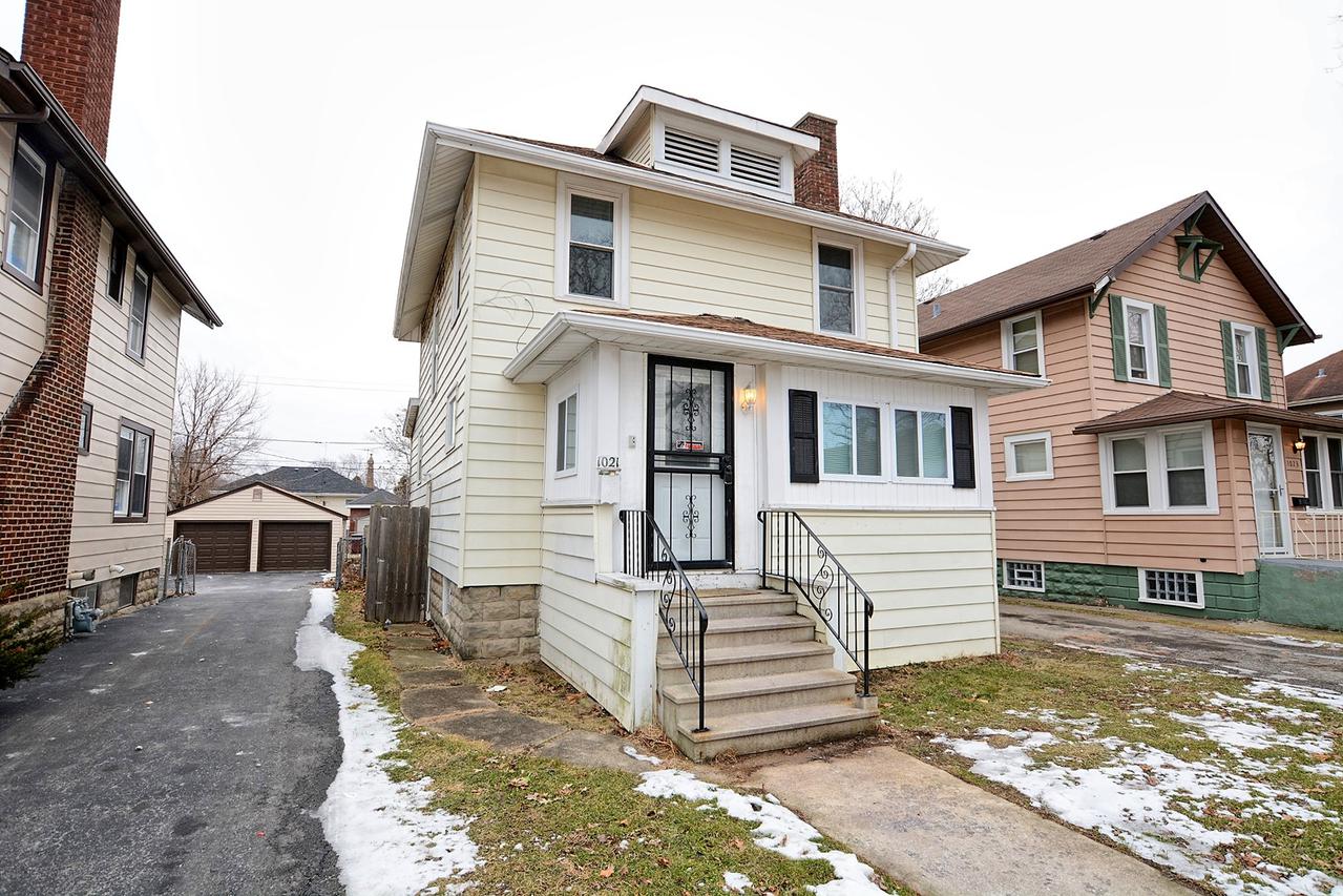 1021 Emerald Ave., Chicago Heights, IL 60411