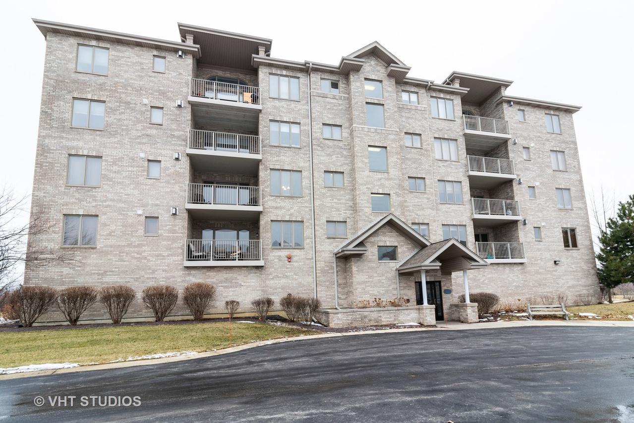 11131 Waters Edge Dr. #4D, Orland Park, IL 60467