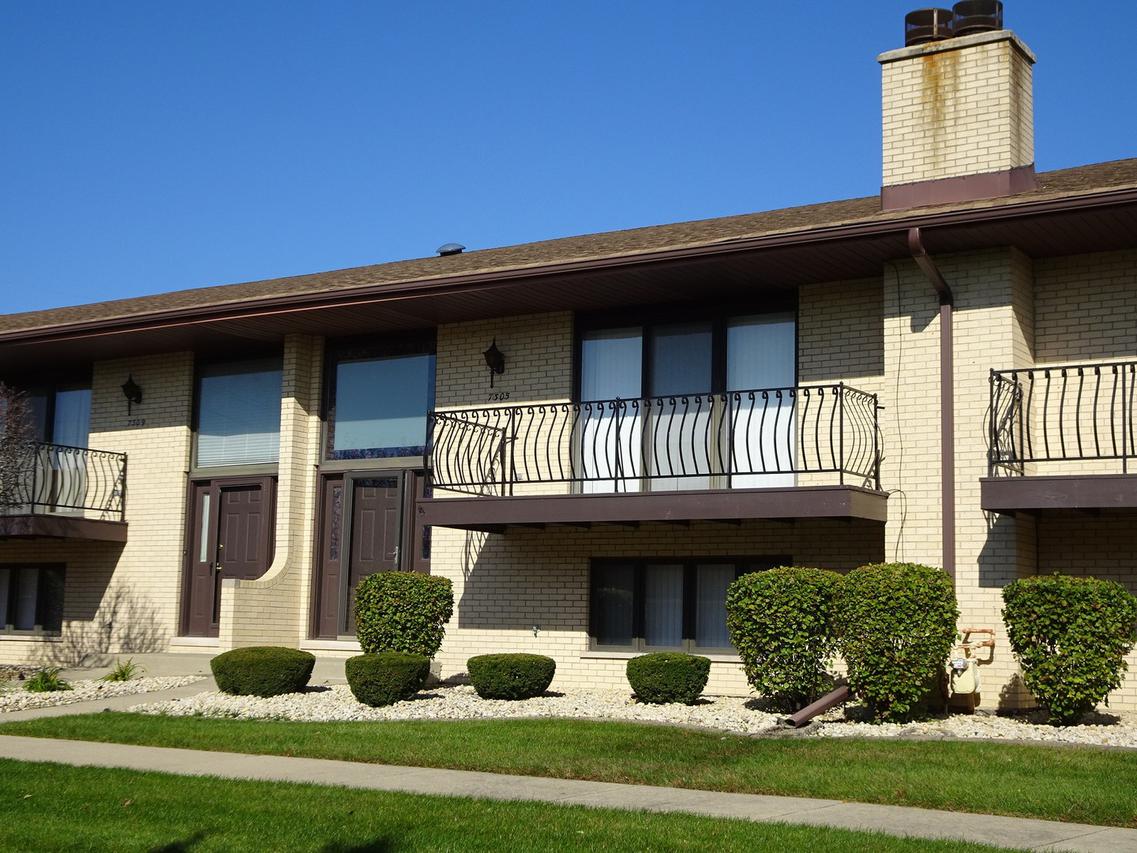7305 Paradise Ln. #23, Orland Park, IL 60462
