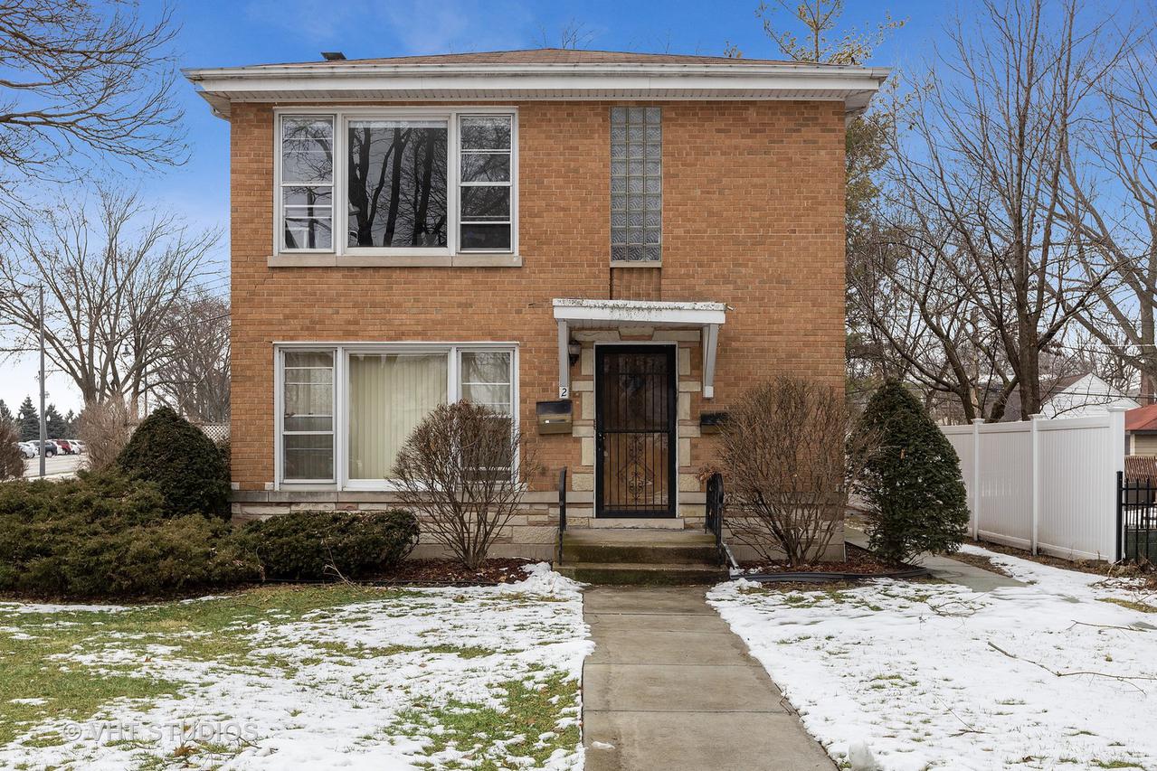 2 N Edgewood Ave., La Grange, IL 60525