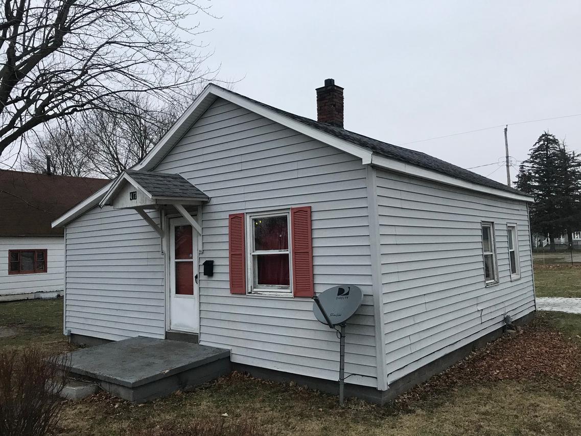 417 E 10th St., Georgetown, IL 61846