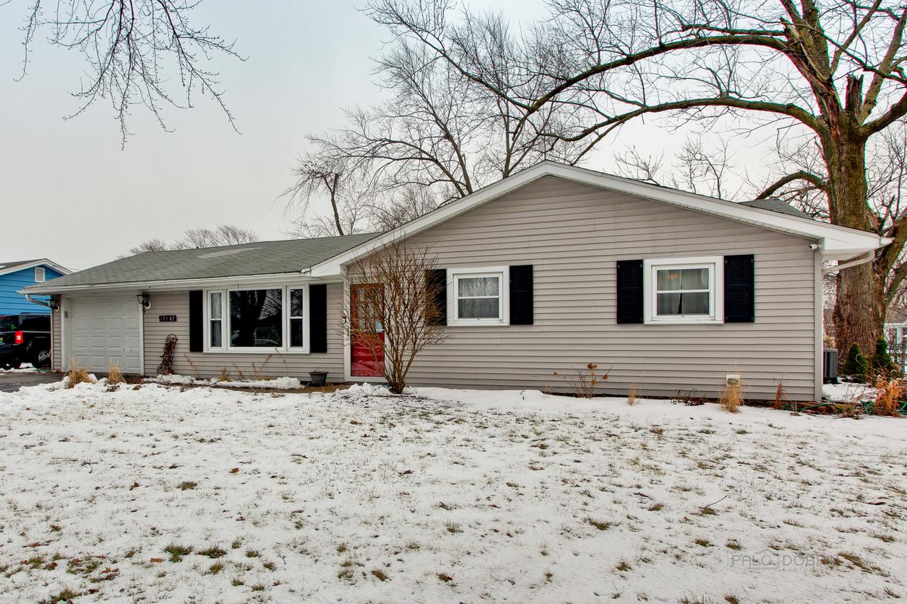 19349 Janet Ave., Romeoville, IL 60446