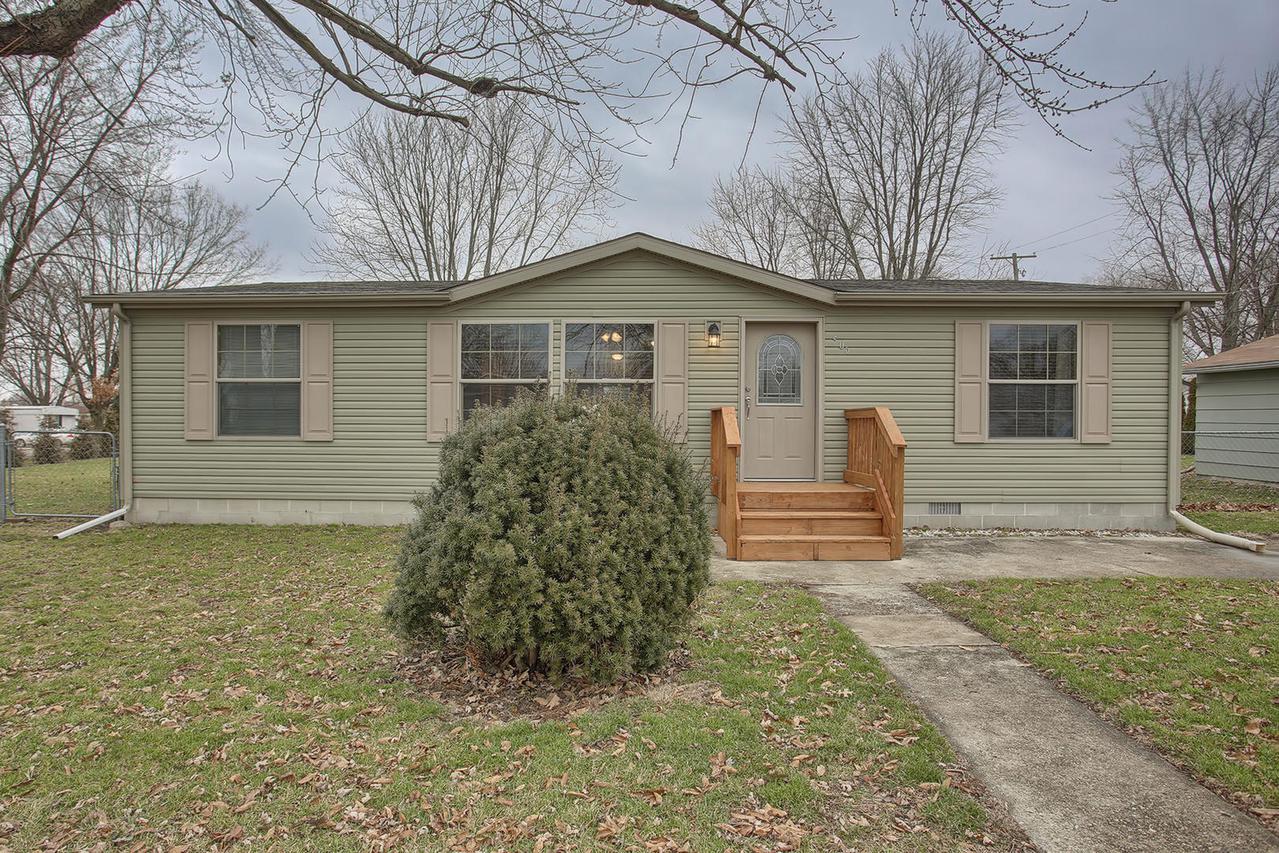 506 Mulberry St., Humboldt, IL 61931