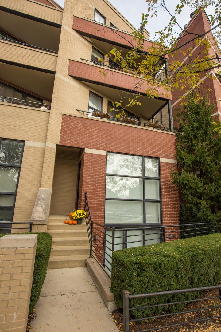 1510 W Grand Ave. #1E, Chicago, IL 60642