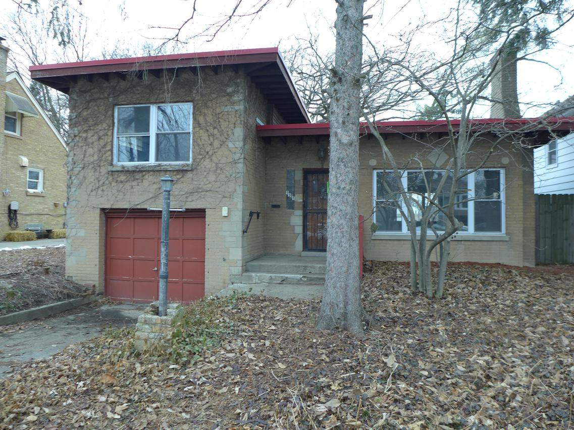 1121 Nichols Ln., Maywood, IL 60153