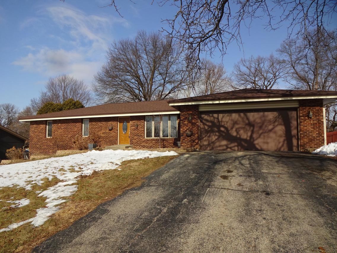 6092 Abington Dr., Rockford, IL 61109