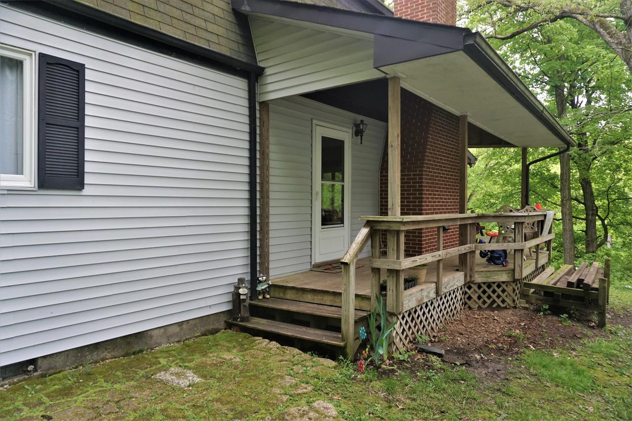 11 Chairtree Ct., Lake Thunderbird, IL 61560