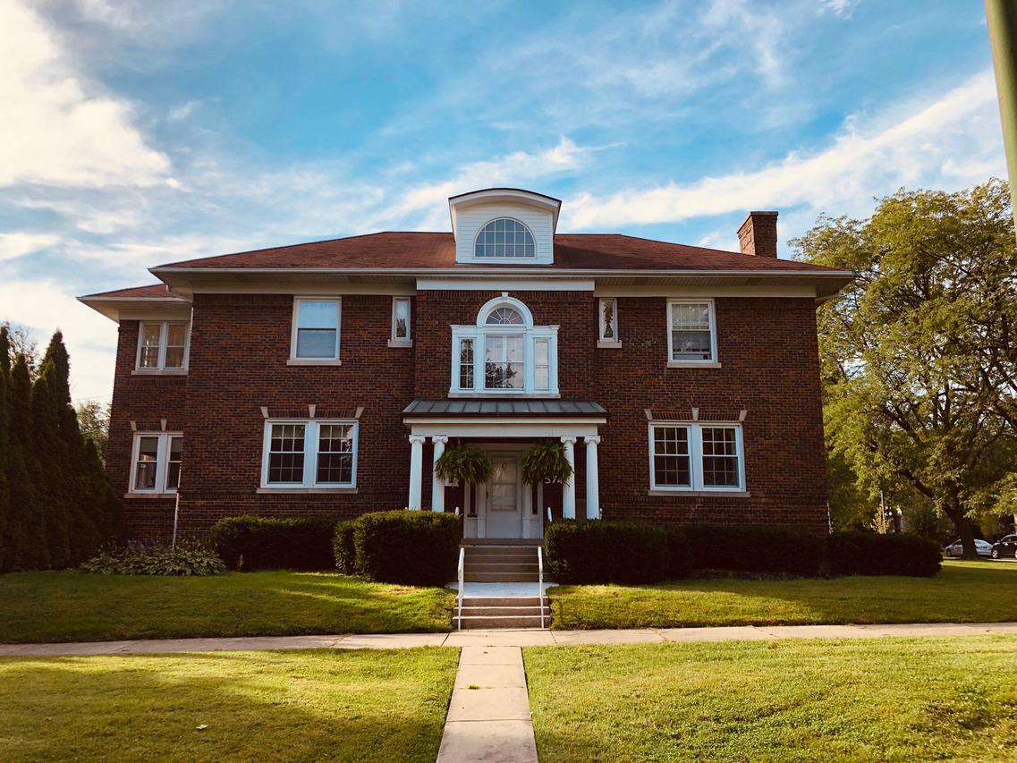 5745 N Newcastle Ave., Chicago, IL 60631