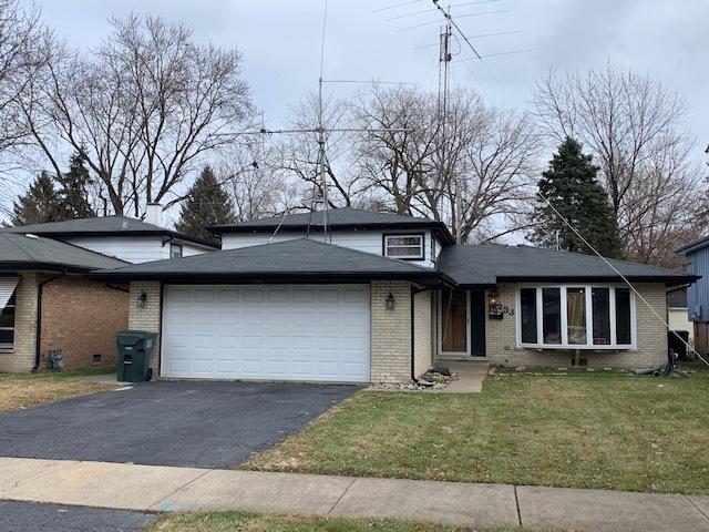 15233 Blackstone Ave., Dolton, IL 60419