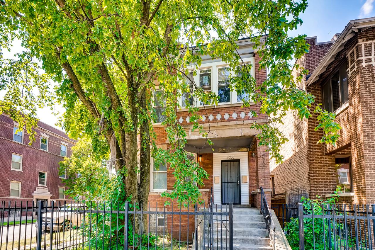[Address Unavailable], Chicago, IL 60620