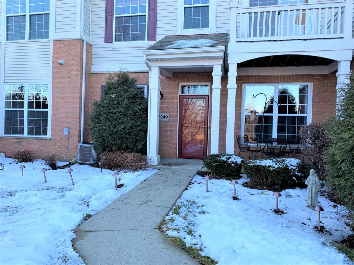 2249 Concord Dr., Mchenry, IL 60050
