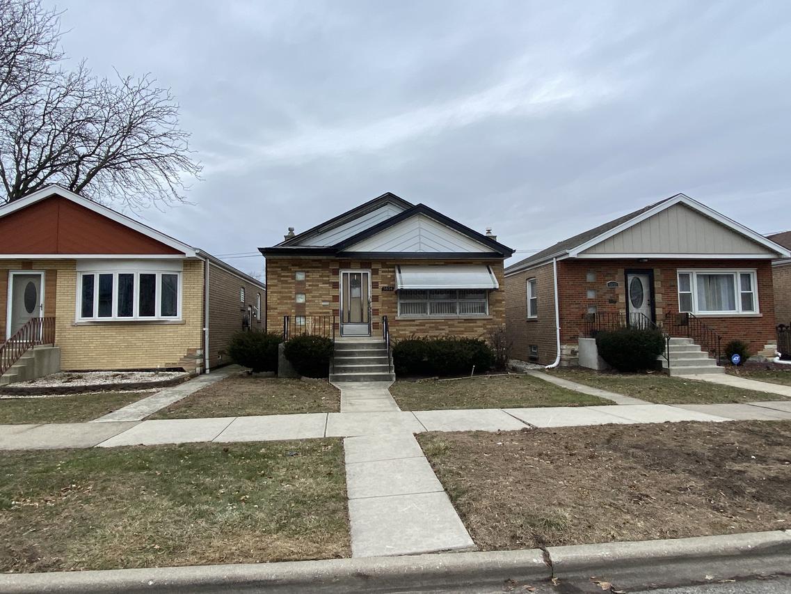 5854 S Oak Park Ave., Chicago, IL 60638