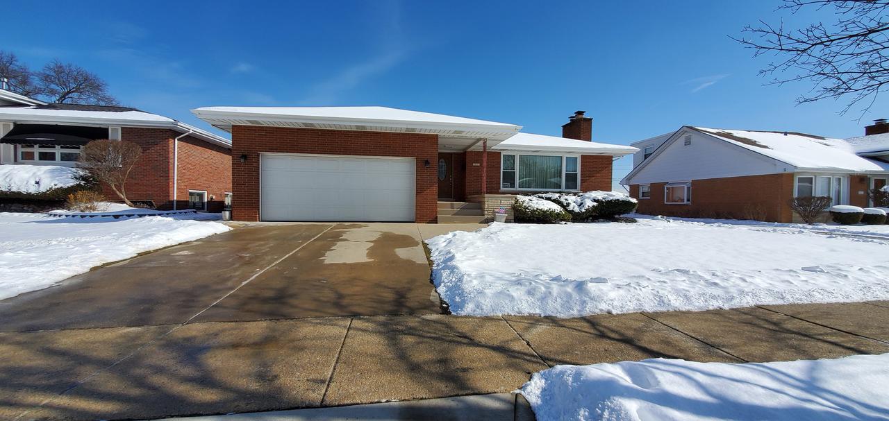 10025 Kedvale Ave., Oak Lawn, IL 60453