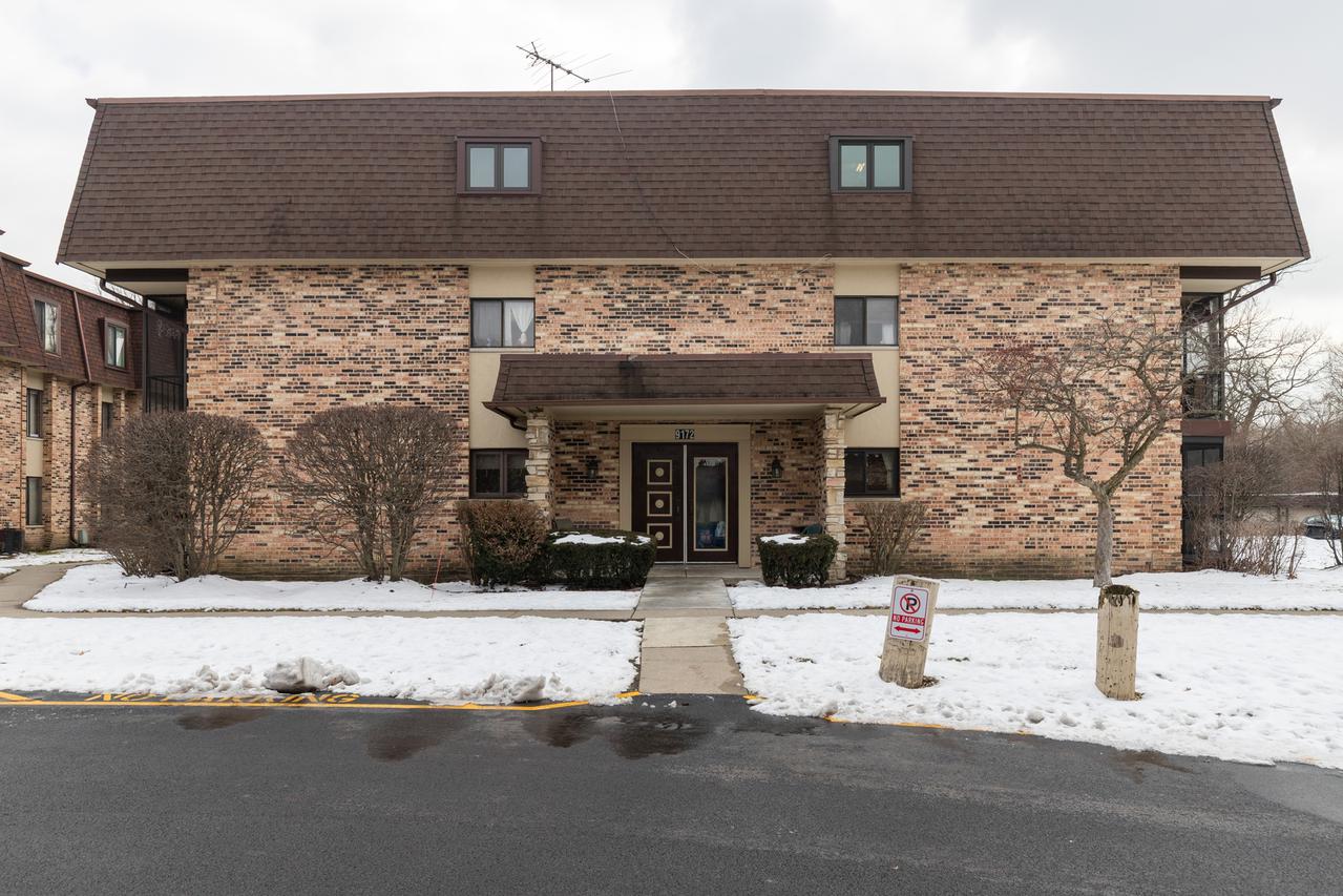 9172 South Rd. #B, Palos Hills, IL 60465