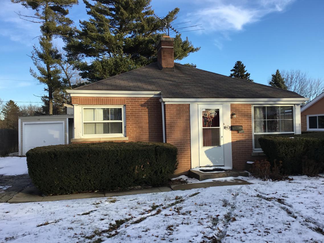 239 S Hale St., Palatine, IL 60067