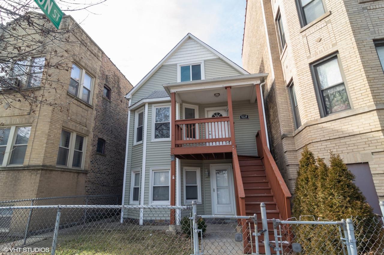 4224 N Kimball Ave., Chicago, IL 60618