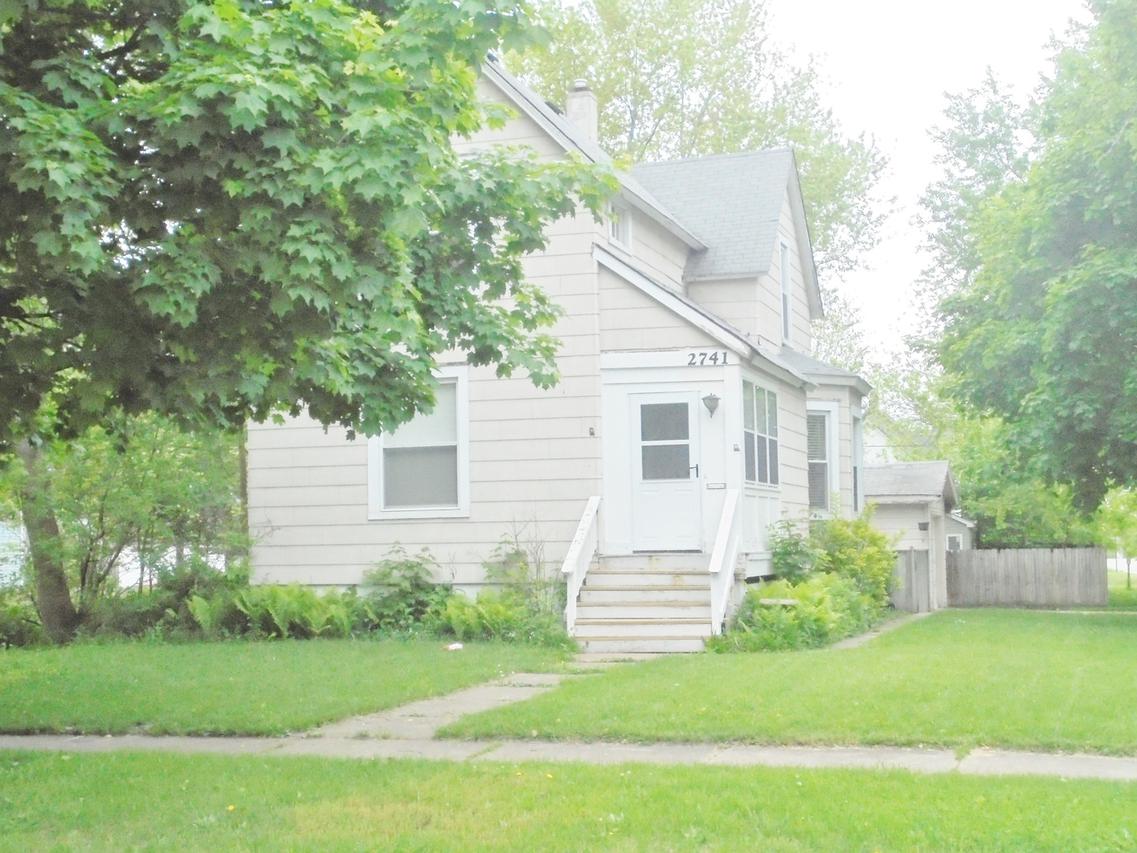 2741 Enoch Ave., Zion, IL 60099