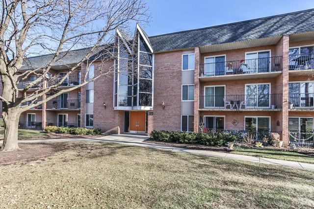 1052 N Mill St. #107, Naperville, IL 60563