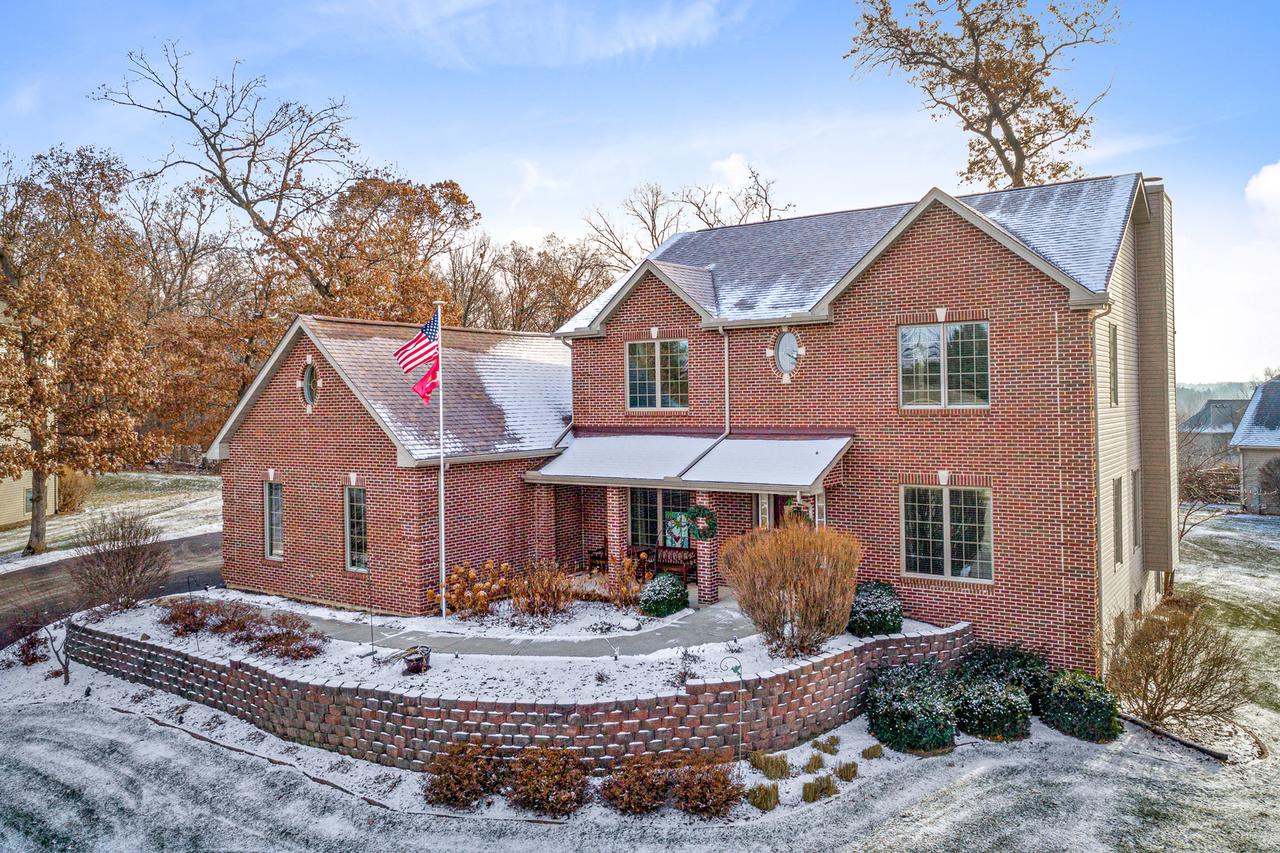 7465 Wildwood Walk, Roscoe, IL 61073