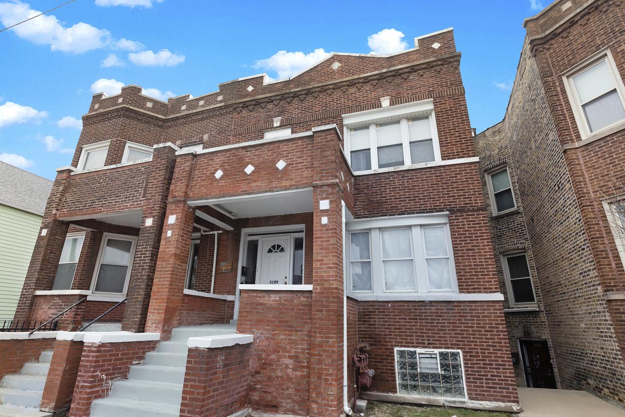 3109 N Kedzie Ave., Chicago, IL 60618