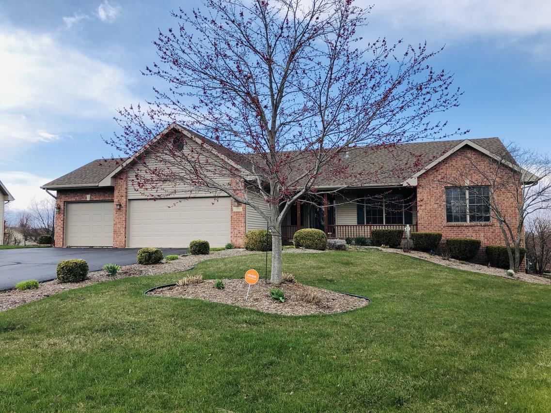 394 Golden Eagle Bend, Machesney Park, IL 60115