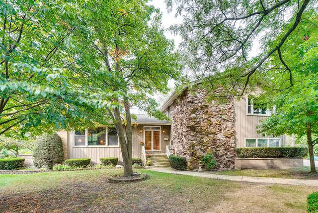 1032 62nd Ct., Downers Grove, IL 60516