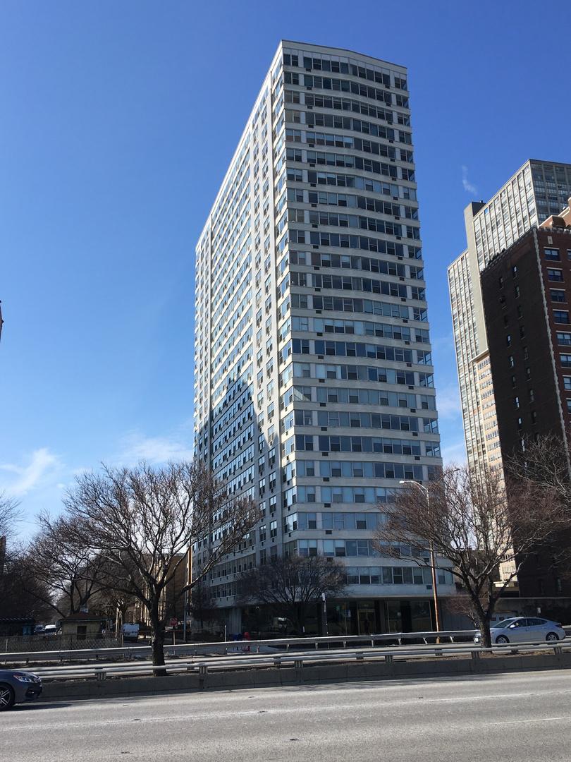 3900 N Lake Shore Dr. #16E, Chicago, IL 60613