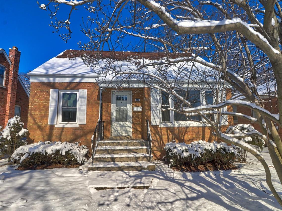 232 E 142nd St., Dolton, IL 60419