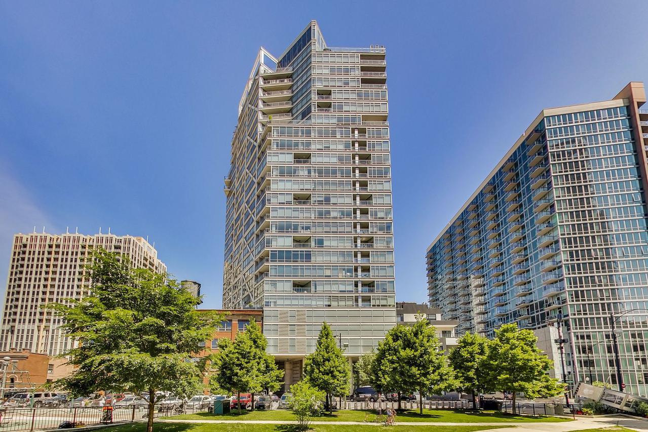 510 W Erie St. #601, Chicago, IL 60654
