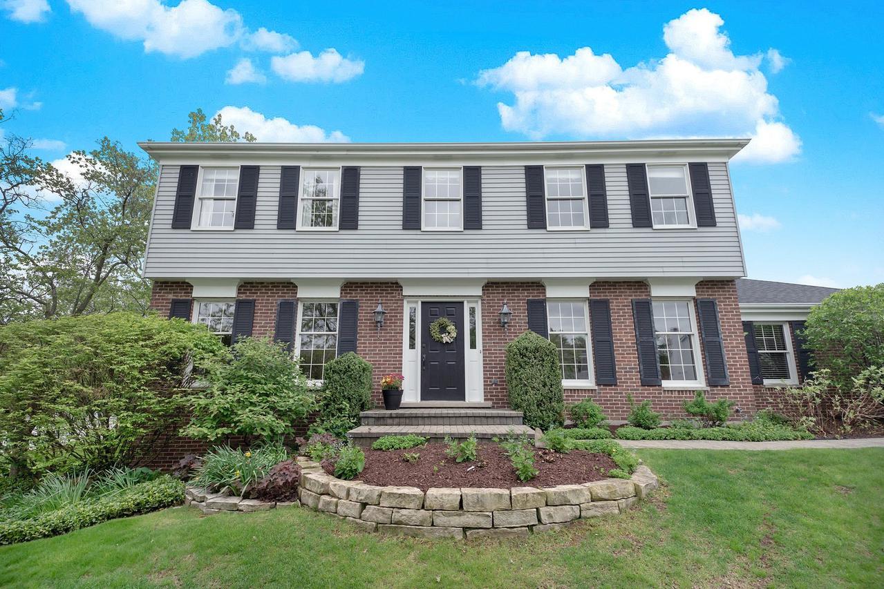 129 Sunset Ridge Rd., Willowbrook, IL 60527