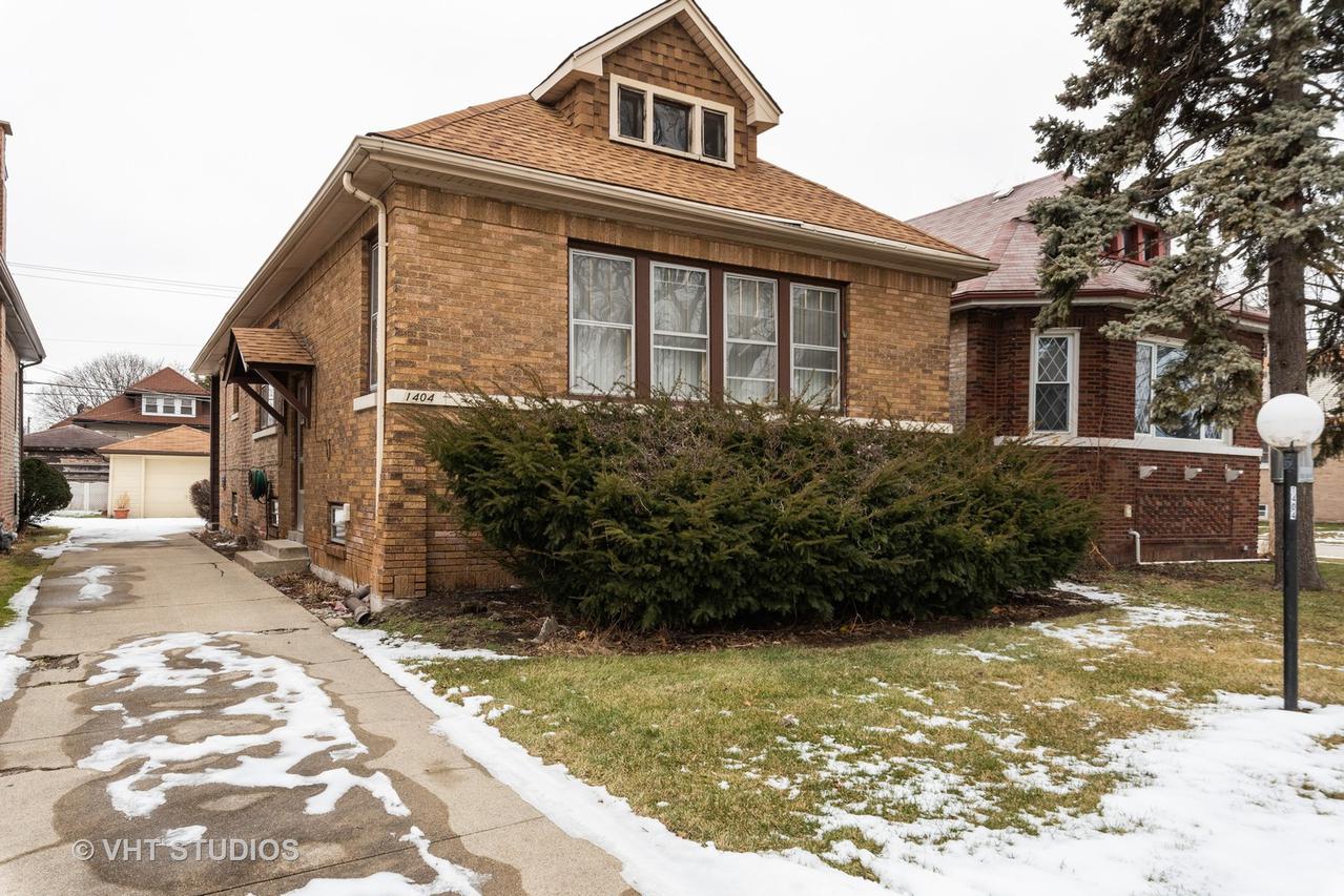 1404 S 13th Ave., Maywood, IL 60153