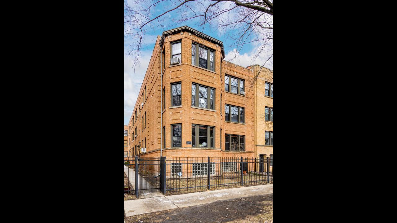 1238 W Carmen Ave. #2N, Chicago, IL 60640