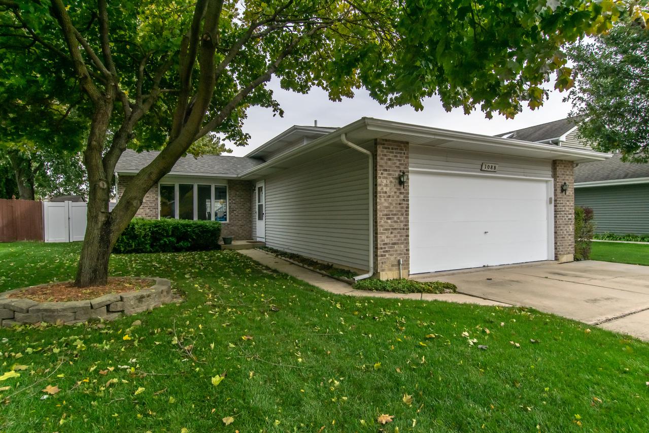 1088 Cathy Dr., Joliet, IL 60431