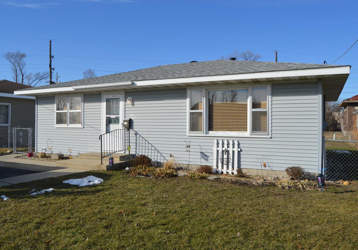 146 W Walnut St., Coal City, IL 60416