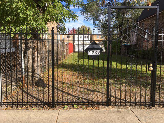 1239 N Pulaski Rd., Chicago, IL 60651