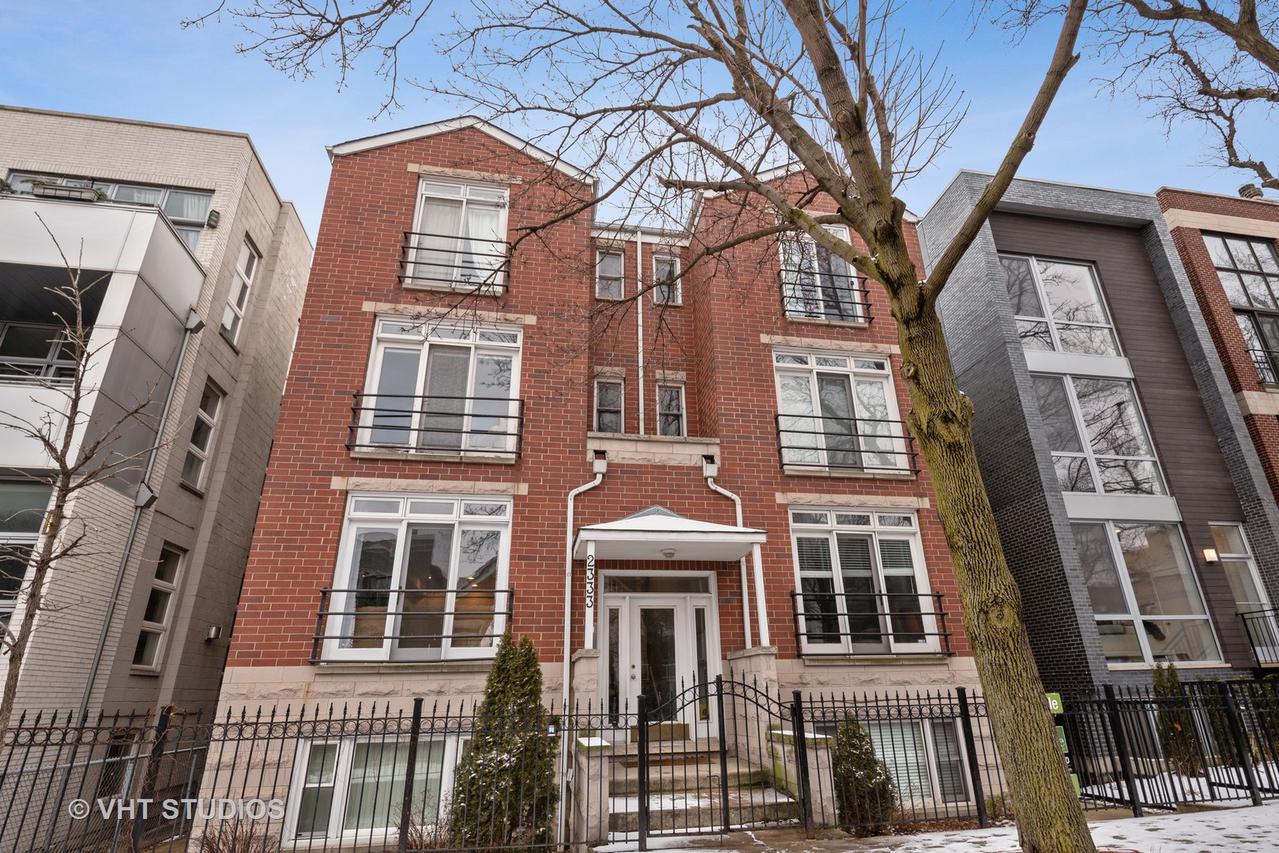 2333 N Leavitt St. #3S, Chicago, IL 60647