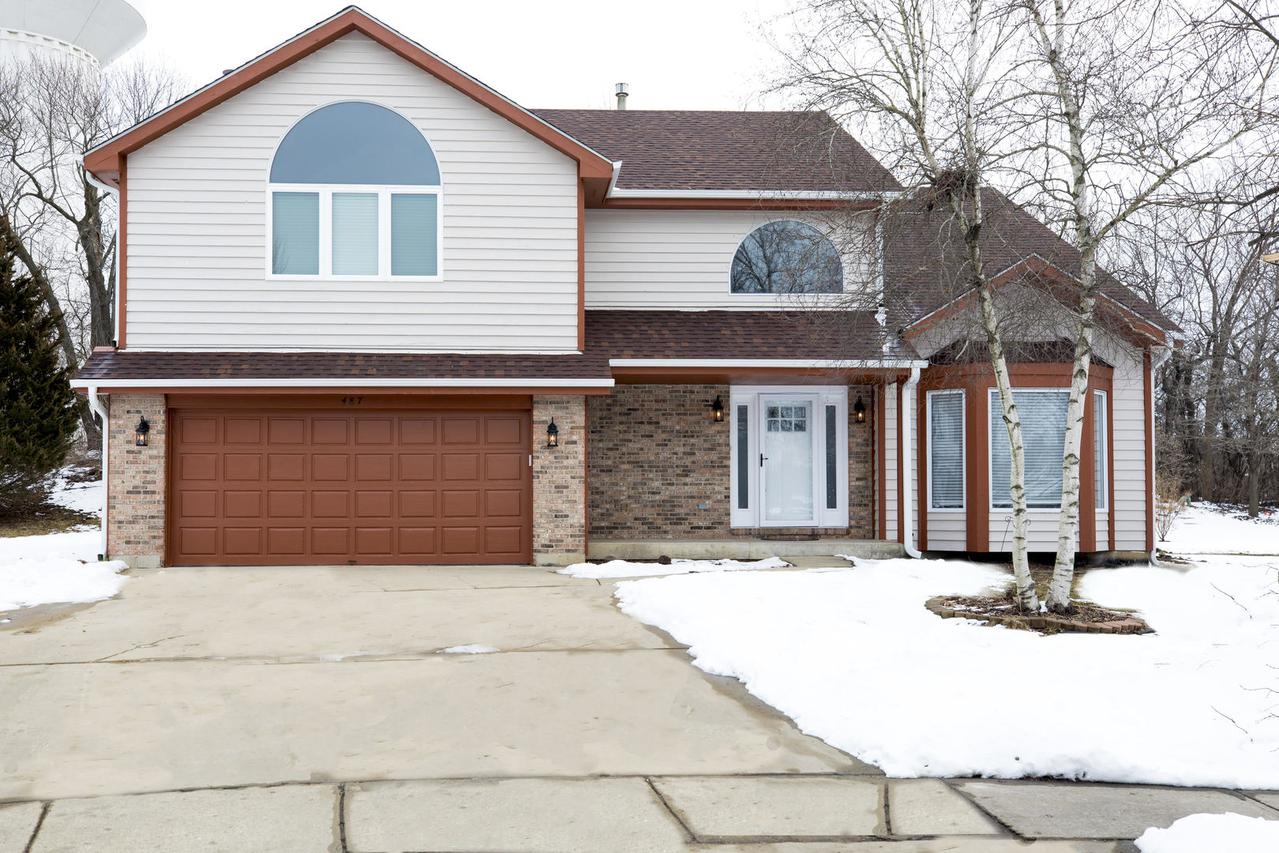 487 Iron Horse Ct., Grayslake, IL 60030