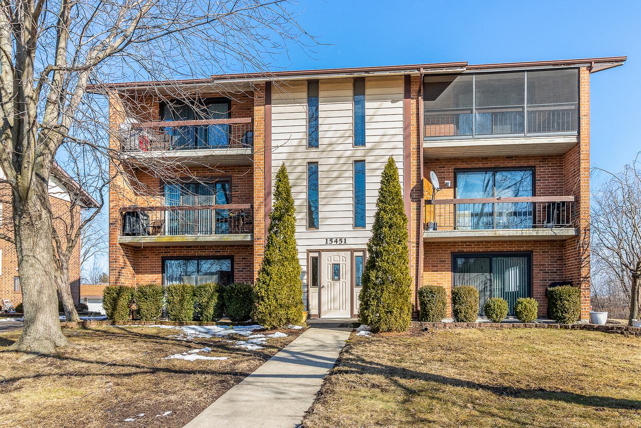 15451 Treetop Dr. #2N, Orland Park, IL 60462