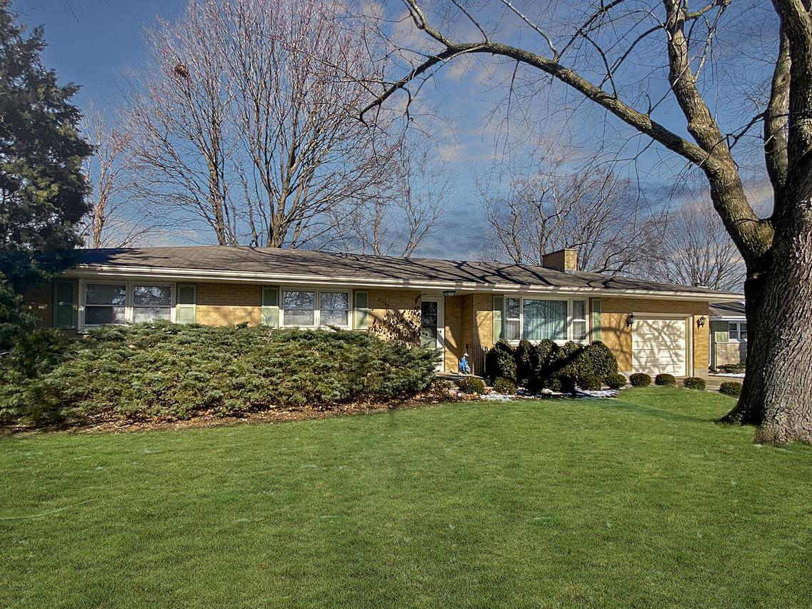 349 Conlin Ave., Sycamore, IL 60178