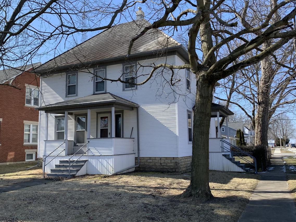 201 S Main St., Herscher, IL 60941