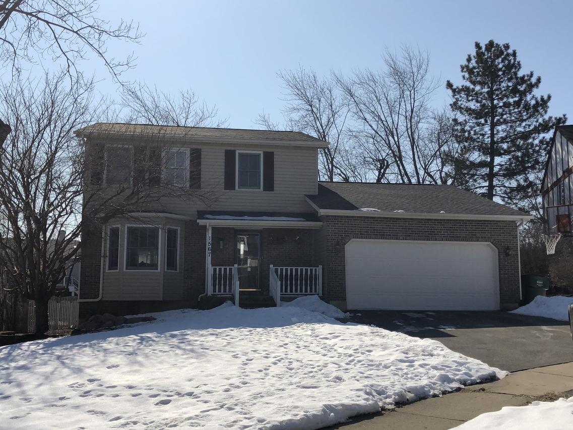 1567 Partridge Cir., Lindenhurst, IL 60046