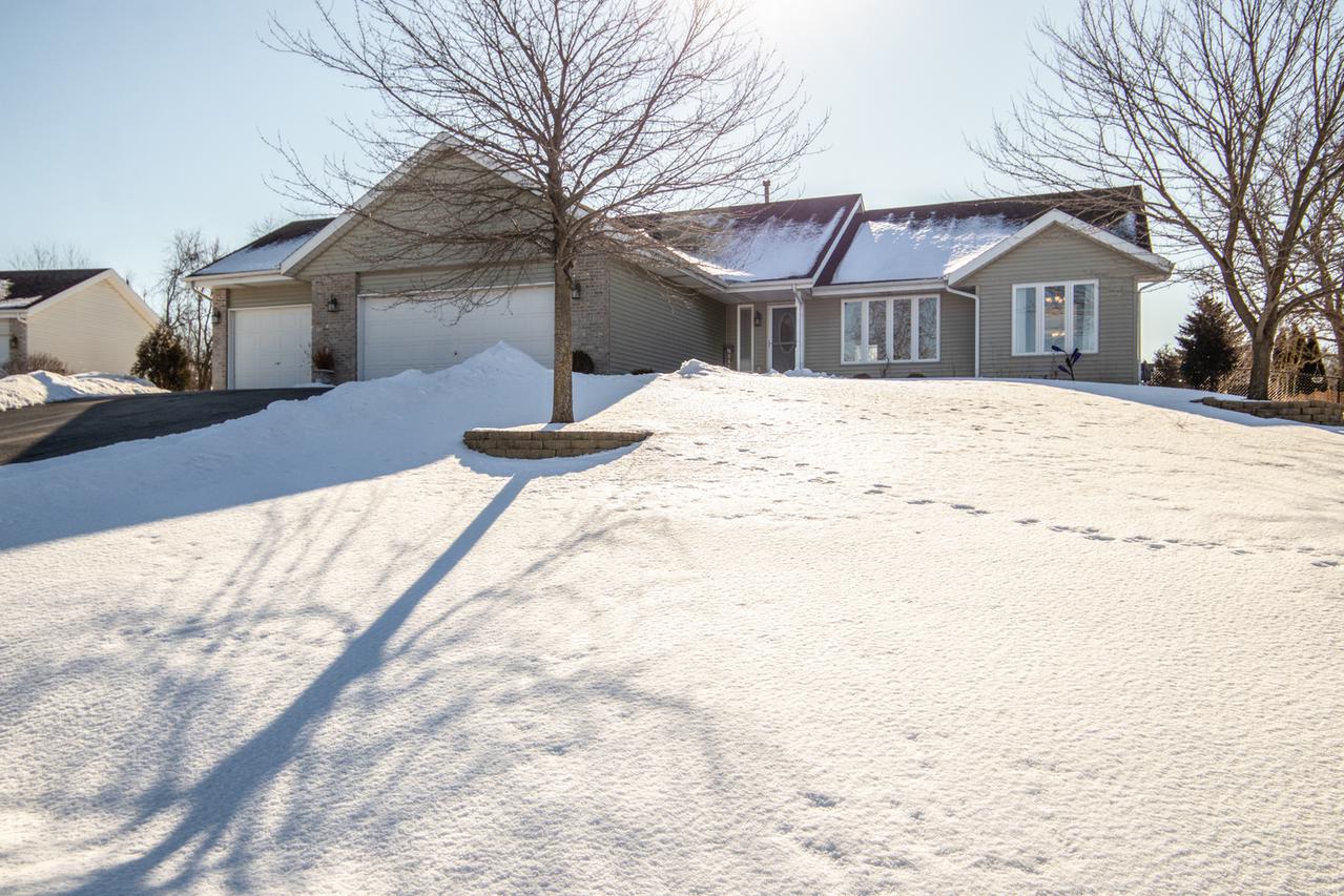 6699 Prairie Flower Rd., Roscoe, IL 61073